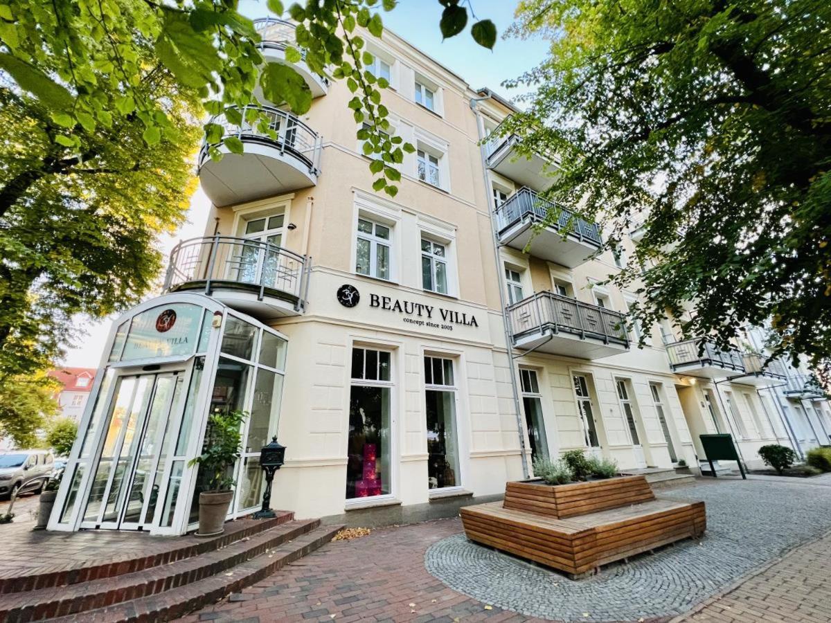 Kajuete, Direkt Am Kurpark Apartamento Rostock Exterior foto